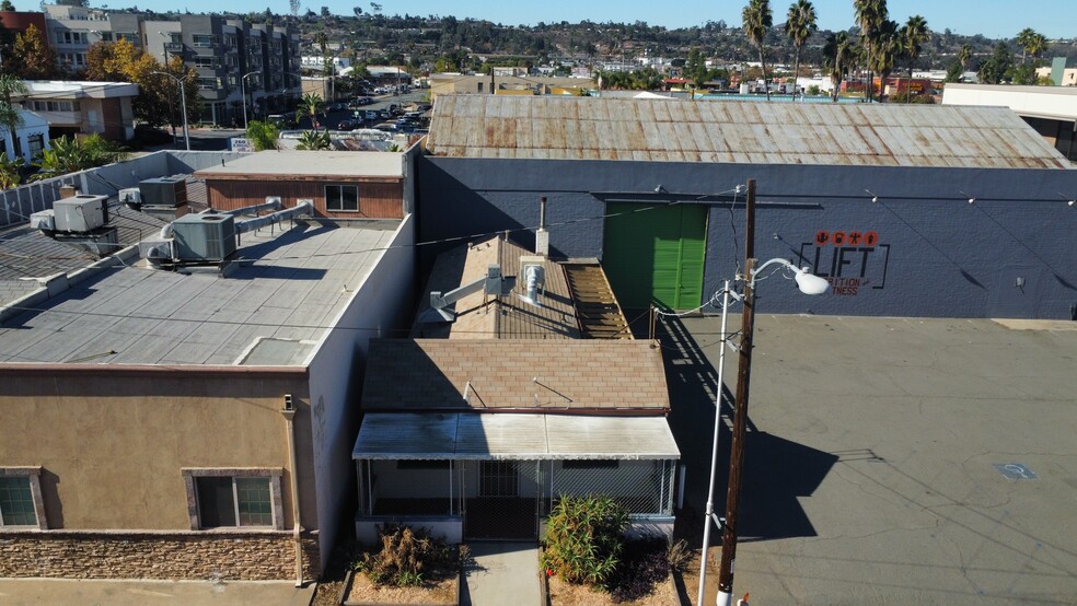 Primary Photo Of 132-144 S Orange Ave, El Cajon Service For Lease