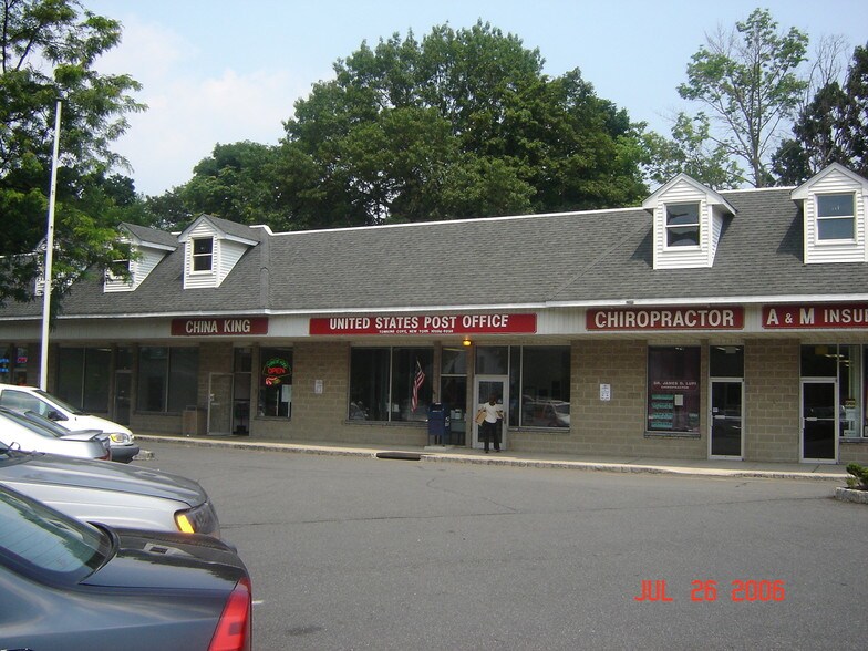 More Photos Of 14 Stony Ridge Plz, Stony Point Unknown For Lease