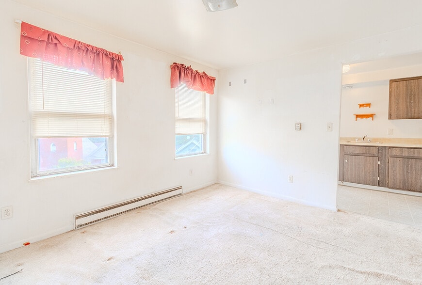 More Photos Of 5801 Lincoln Ave, Export Apartments For Sale