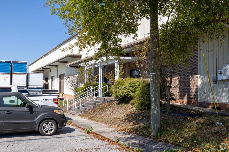 More Photos Of 8760 Ely Rd, Pensacola Warehouse For Lease