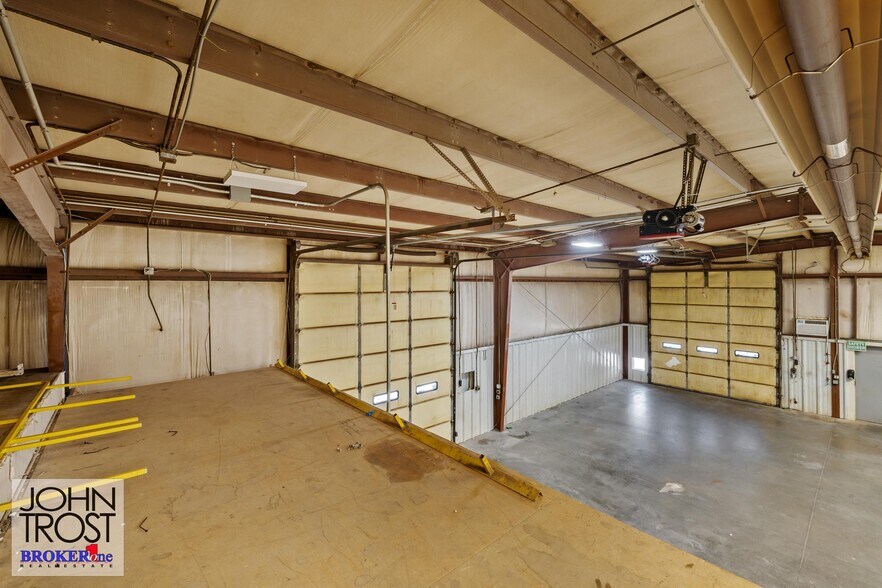 More Photos Of 781 Foster Rd, Casper Industrial For Lease