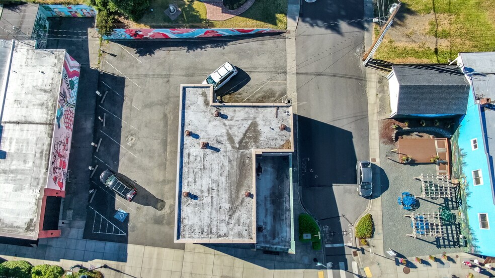 More Photos Of 740 SE Pioneer Way, Oak Harbor Office For Lease