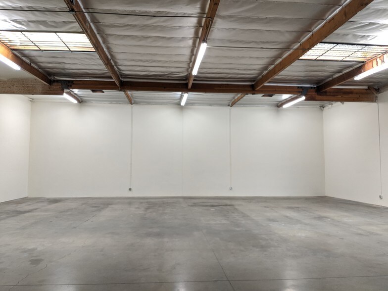 More Photos Of 10699 Hickson St, El Monte Warehouse For Lease
