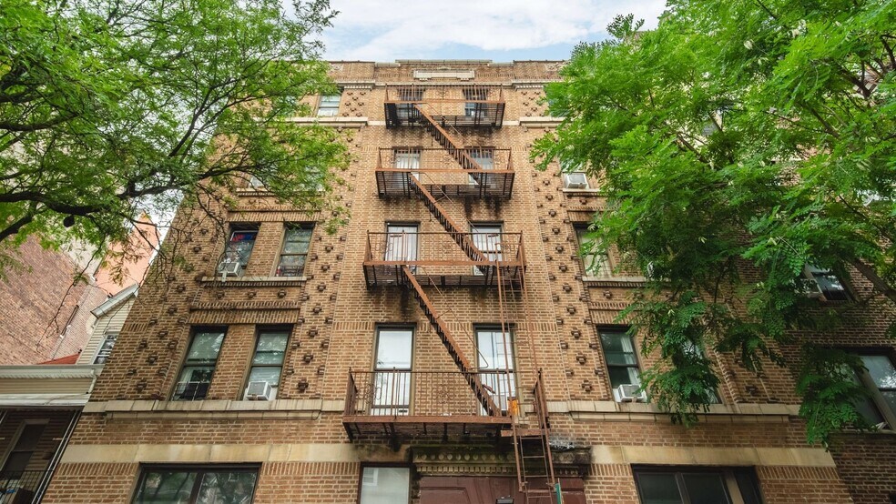 More Photos Of 3207 Hull Ave, Bronx Apartments For Sale