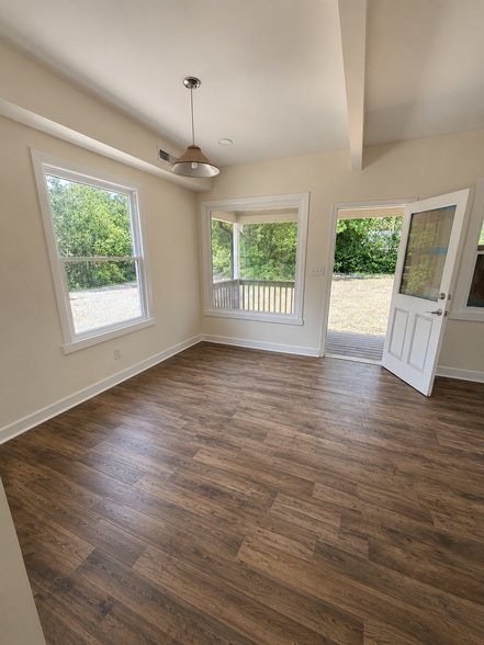 More Photos Of 2810 Hillsborough Rd, Durham Office For Lease