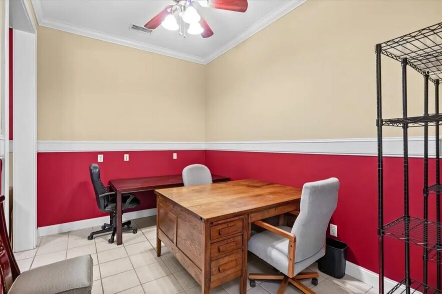 More Photos Of 313 Wolfe St, Cohutta Office For Sale