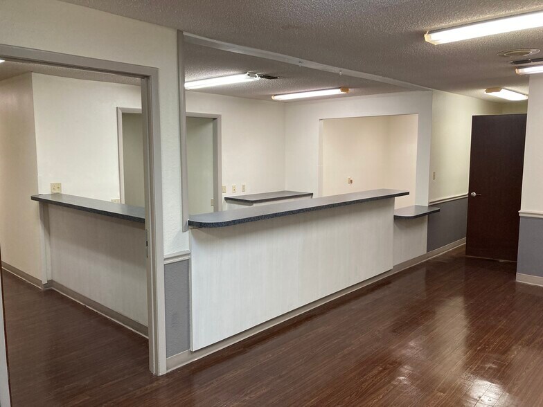 More Photos Of 500-510 Pasadena Ave S, St, Saint Petersburg Medical For Lease