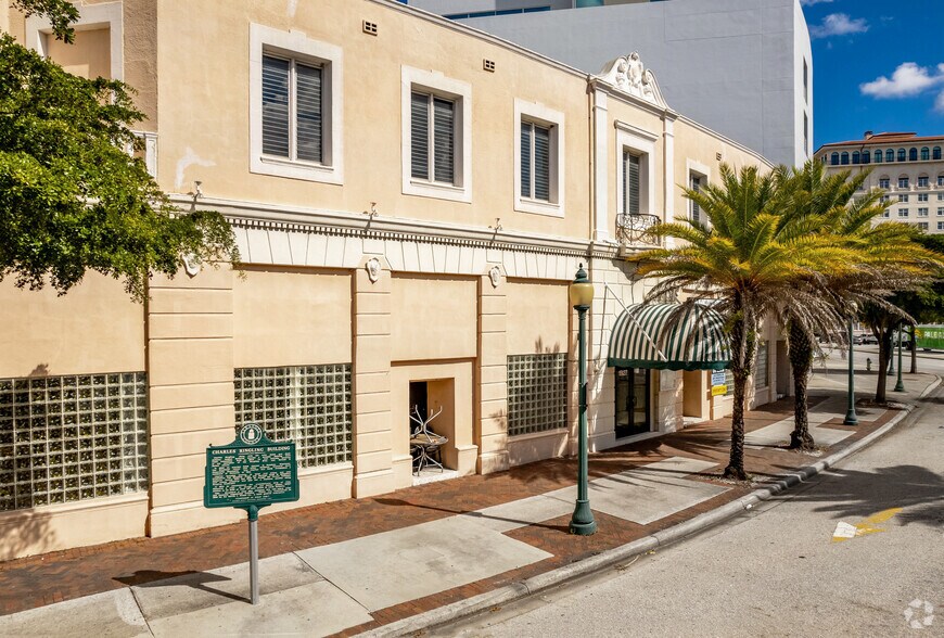 More Photos Of 1927 Ringling Blvd, Sarasota Freestanding For Sale