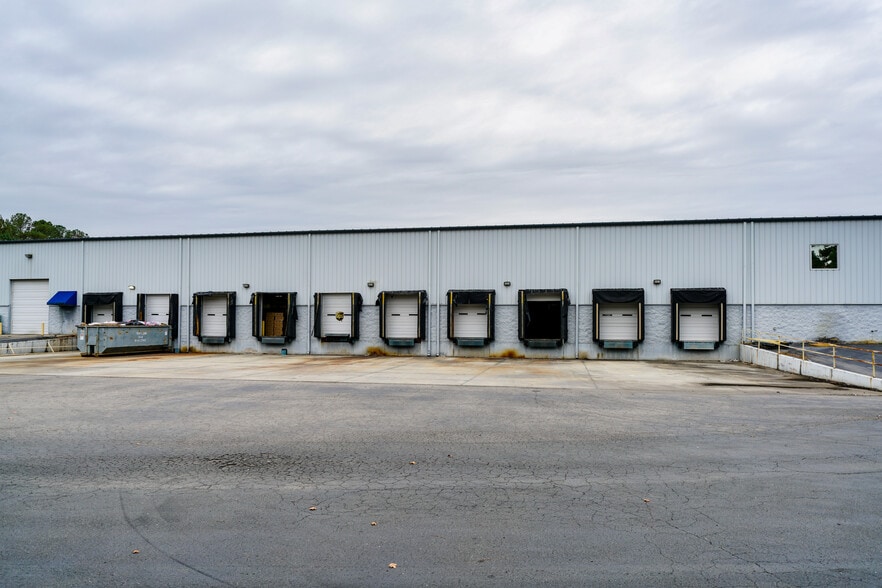 More Photos Of 5100 Rex McLeod Dr, Sanford Manufacturing For Sale
