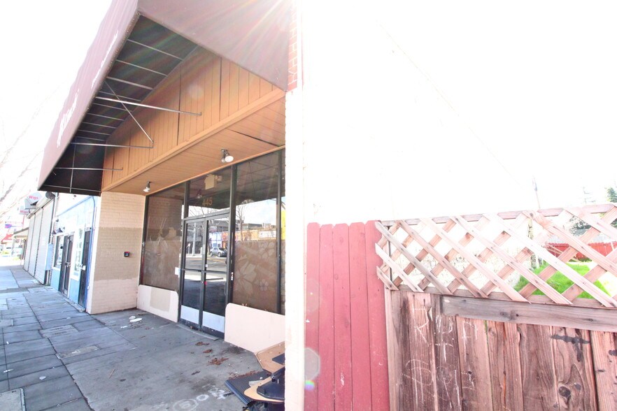 Primary Photo Of 445 E 14th St, San Leandro Convenience Store For Sale