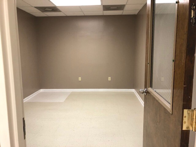 More Photos Of 507 Walker St, Opelika Industrial For Lease