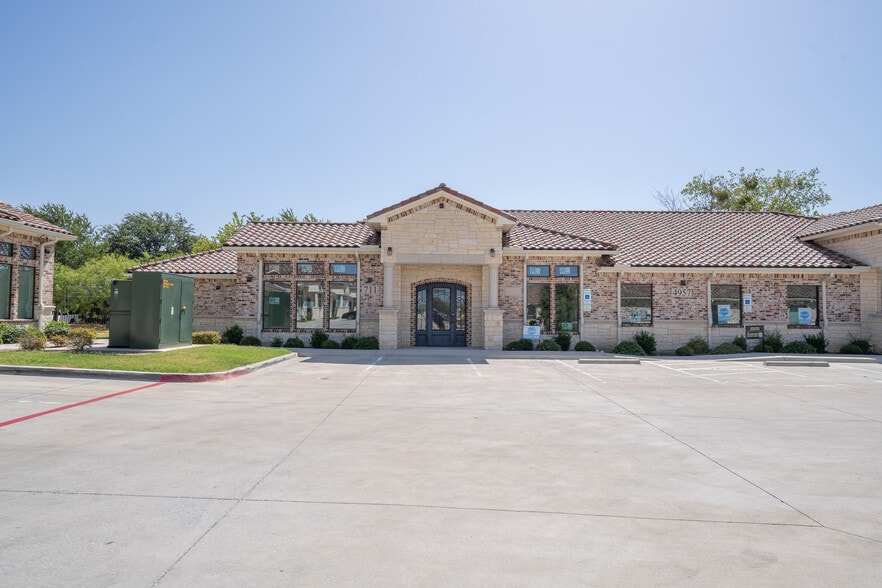 More Photos Of 4957 Golden Triangle Blvd, Fort Worth Medical For Lease