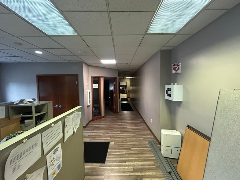 More Photos Of 715 Progress Way, Sun Prairie Warehouse For Lease