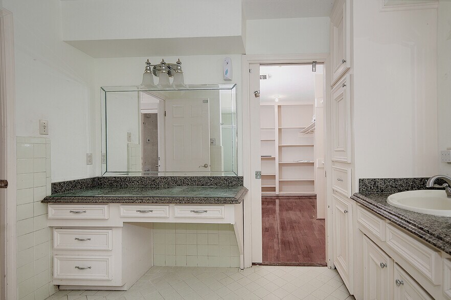 More Photos Of 23218 Aldine Westfield Rd, Spring Office For Sale