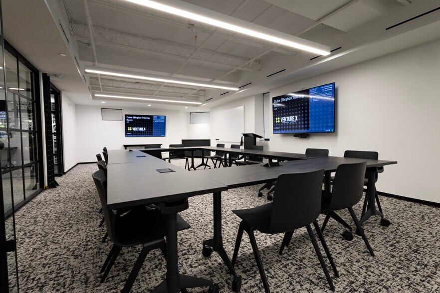 More Photos Of 1763 Columbia Rd NW, Washington Loft Creative Space For Lease