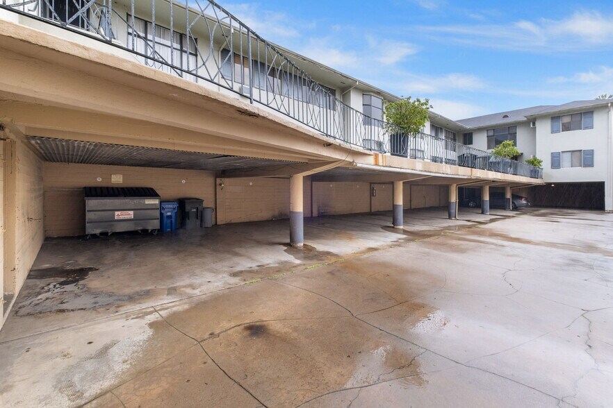 More Photos Of 1248 N Crescent Heights Blvd, West Hollywood Apartments For Sale