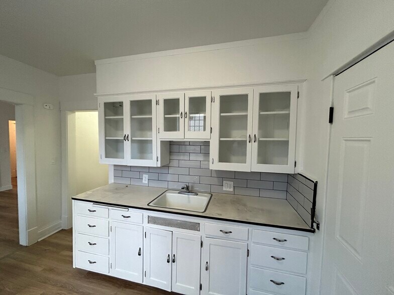 More Photos Of 1428 W 10th Ave, Spokane Apartments For Sale