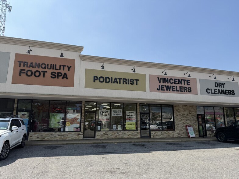Primary Photo Of 5-27 Atlantic Ave, Freeport Unknown For Lease