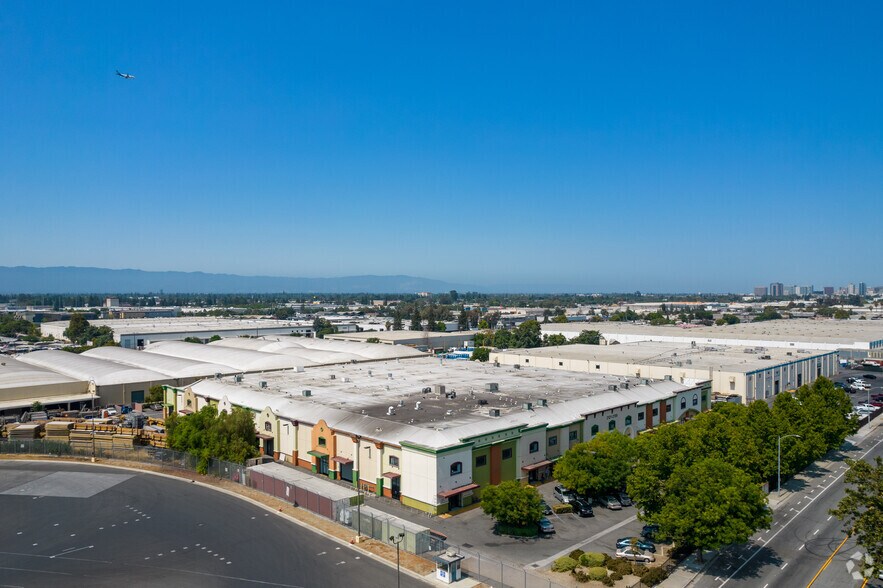 More Photos Of 2121-2159 S 10th St, San Jose Warehouse For Sale