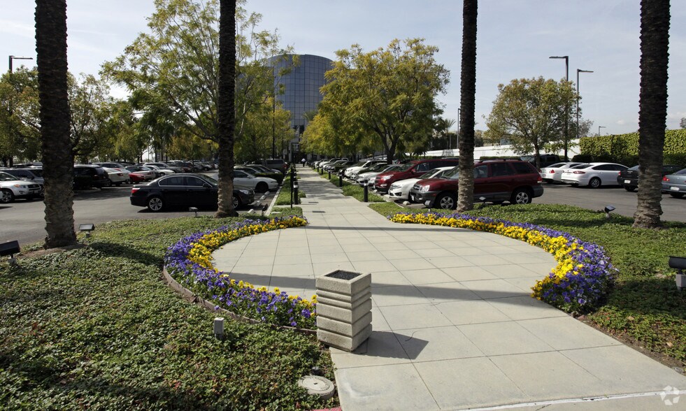 More Photos Of 3281 E Guasti Rd, Ontario Unknown For Lease