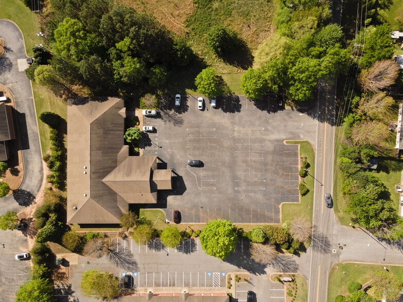 More Photos Of 480 Floyd Rd, Spartanburg Medical For Lease