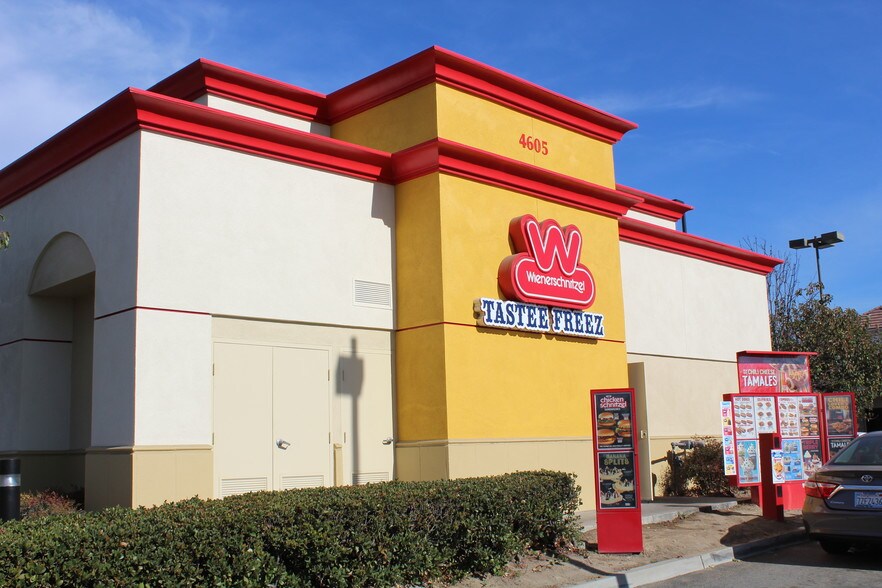 More Photos Of 4605 E 4th St, Ontario Fast Food For Sale