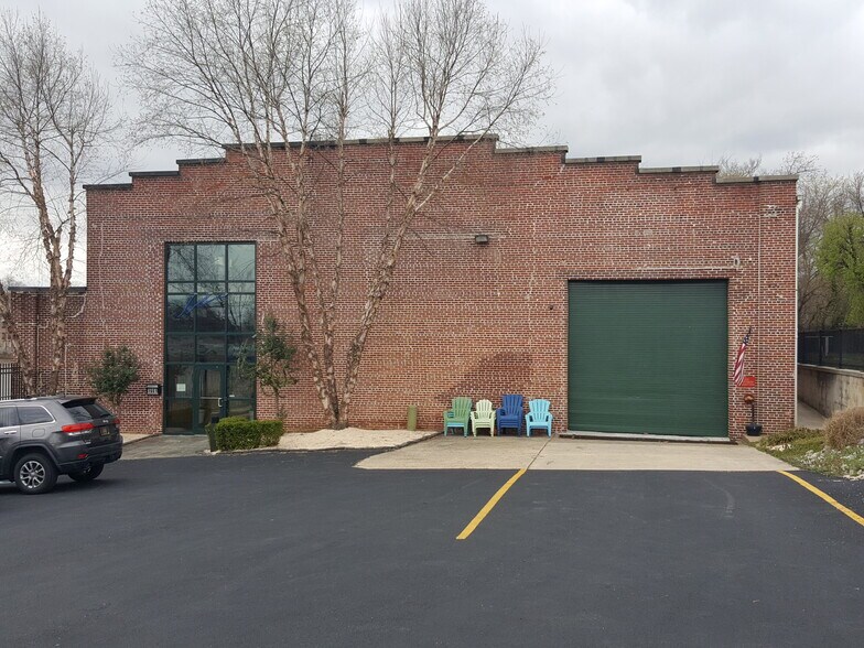 More Photos Of 1601 N Jessup St, Wilmington Manufacturing For Lease