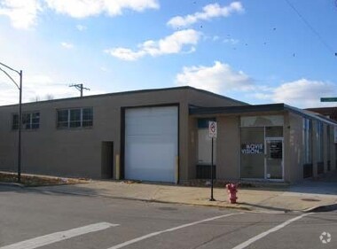 More Photos Of 5660 N Elston Ave, Chicago Warehouse For Sale