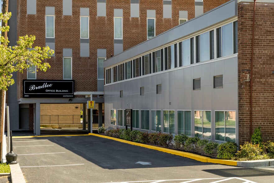 More Photos Of 3541-3543 W Braddock Rd, Alexandria Medical For Lease