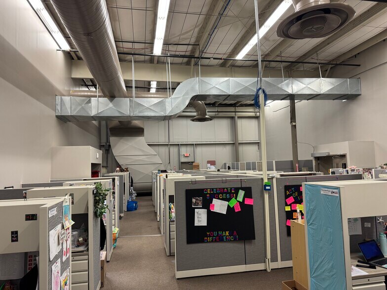 More Photos Of 316 Donohoe Rd, Greensburg Warehouse For Lease