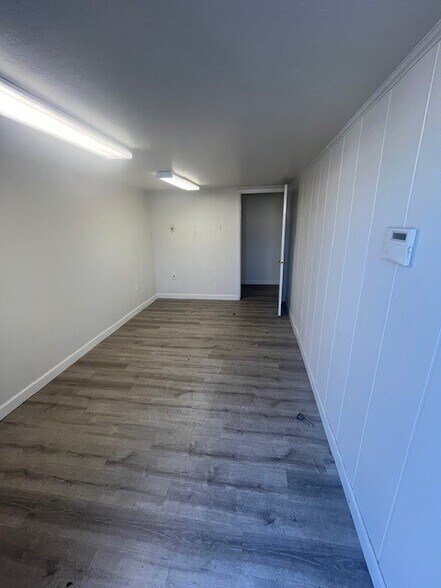 More Photos Of 152 Kennedy Ave, Campbell Warehouse For Lease