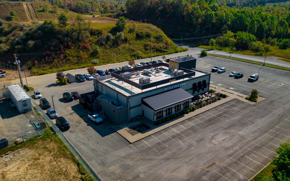 More Photos Of 214 Cross Roads Dr, Mount Hope Restaurant For Sale