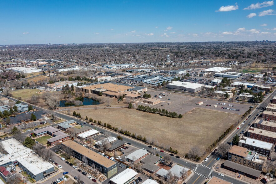 More Photos Of 5400 S Delaware St, Littleton Warehouse For Sale