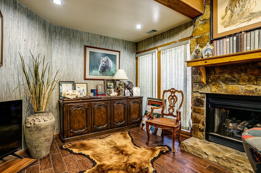 More Photos Of 2603 Browns Ln, Jonesboro Medical For Sale
