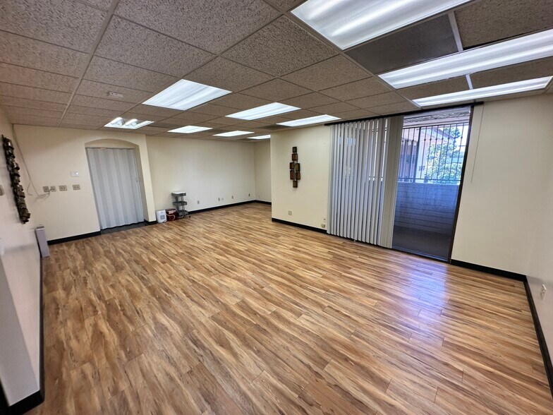 More Photos Of 3737 Camino del Rio S, San Diego Office For Lease