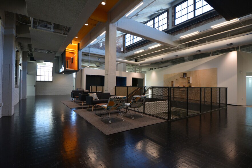 More Photos Of 950 S 10th St, Omaha Office For Lease