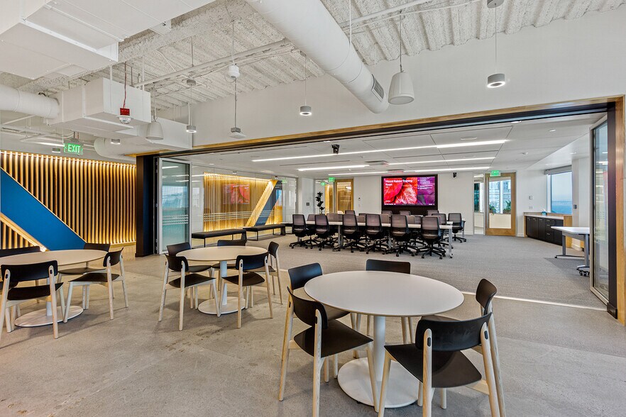 More Photos Of 1201 3rd Ave, Seattle Office For Lease