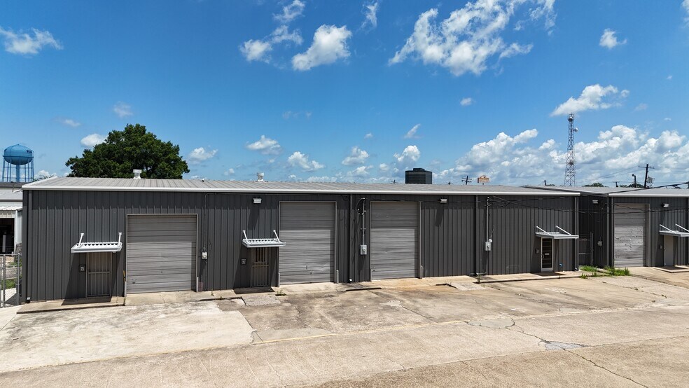 More Photos Of 51-89 Sawyer St, Beaumont Flex For Sale