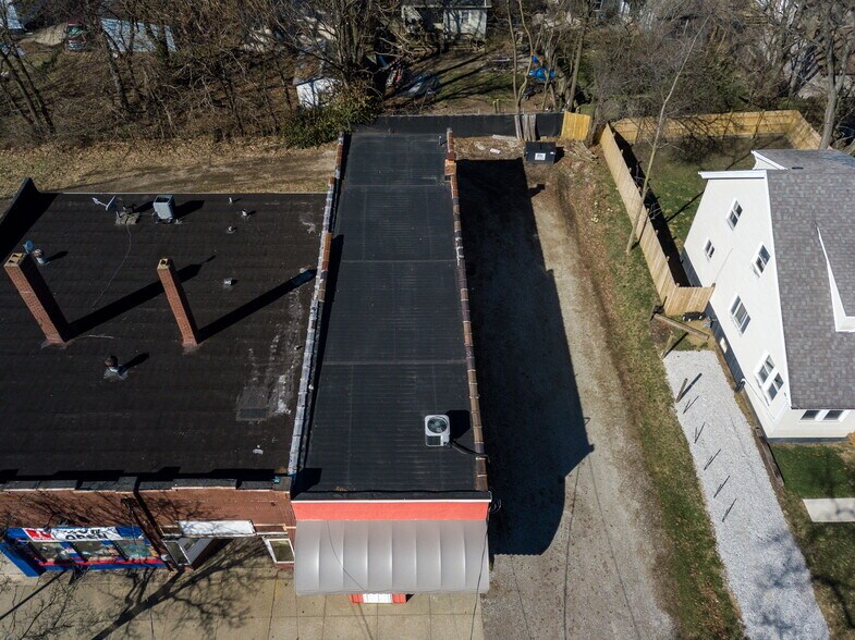 More Photos Of 314 Pioneer St, Akron Storefront For Sale