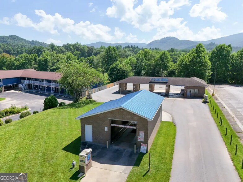 More Photos Of 36 Royalty Ln, Dillard Carwash For Sale