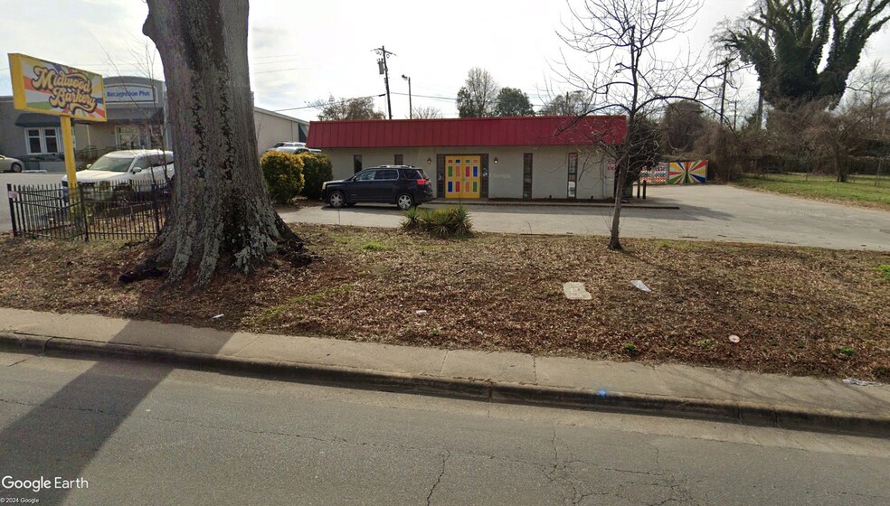 Primary Photo Of 3100 Monroe Rd, Charlotte Flex For Lease