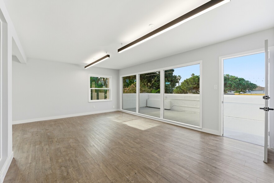More Photos Of 1722 S Catalina Ave, Redondo Beach Loft Creative Space For Lease