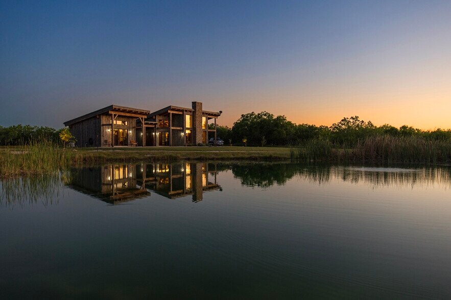 More Photos Of 141 S Private Road 1026, Kingsville Land For Sale