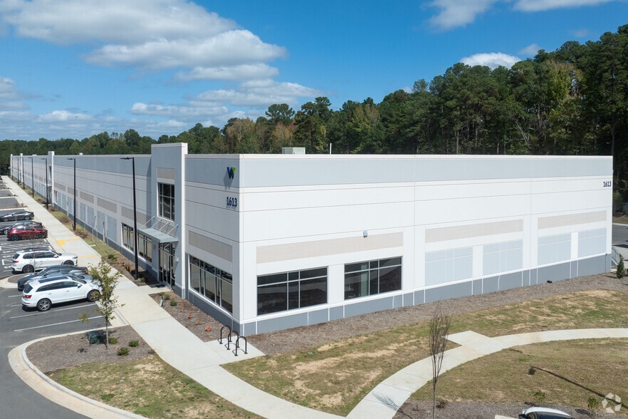 Primary Photo Of 1613 Hamlin Rd, Durham Distribution For Lease