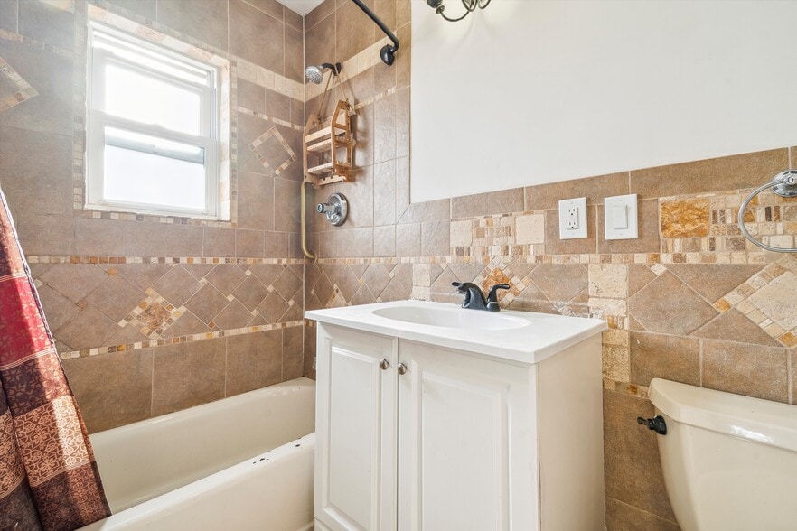 More Photos Of 458 Swinton Ave, Bronx Apartments For Sale