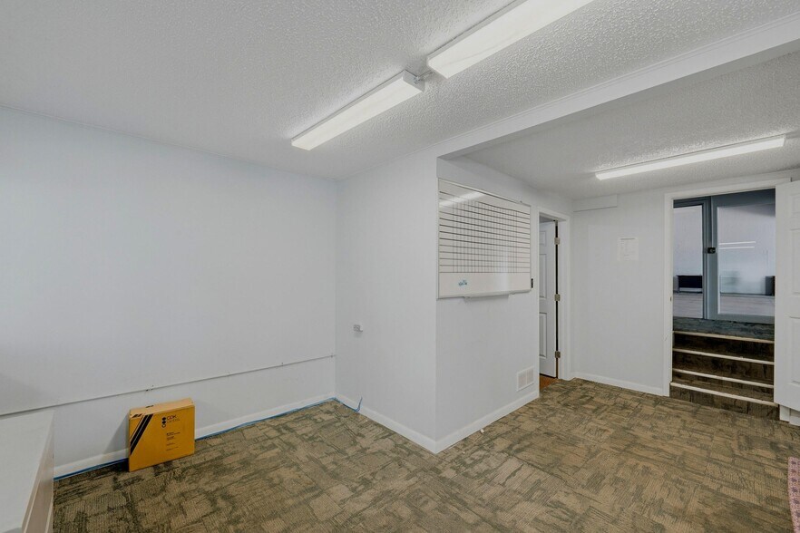 More Photos Of 422-426 E Main St, Trinidad Auto Dealership For Sale