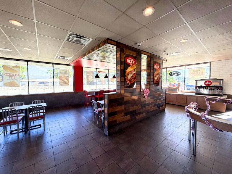 More Photos Of 670 S E St, San Bernardino Fast Food For Sale