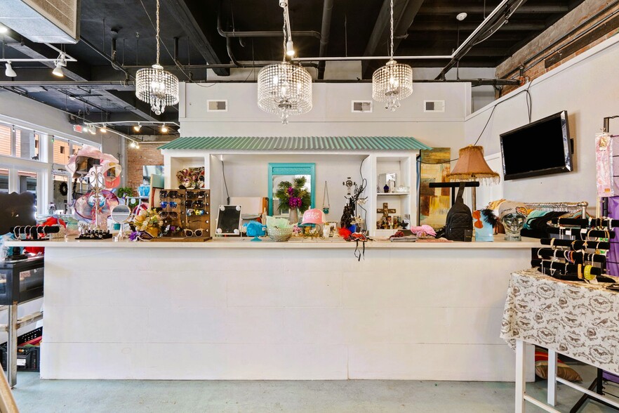 More Photos Of 202 25th St, Galveston Restaurant For Sale