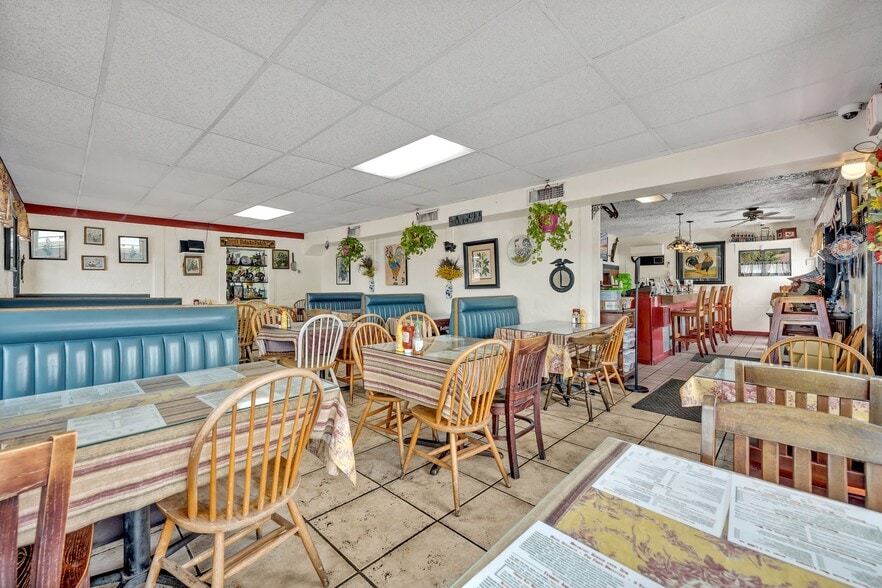 More Photos Of , Deland Unknown For Sale