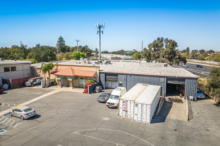 More Photos Of 3325-3327 Longview Dr, Sacramento Warehouse For Sale